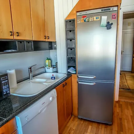 Martys Place With Private Parking Apartma *