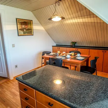 Apartma Martys Place With Private Parking *