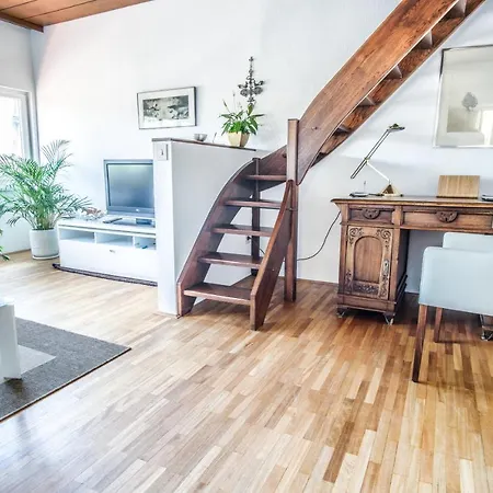Martys Place With Private Parking Apartamento